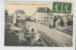 LAPALISSE - Le Pont Sur La Besbre Et Rue Nationale - Lapalisse