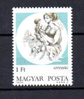 HONGRIE - HUNGARY - 1974 - LA MATERNITE - MATERNITY - MERE ET ENFANT - MOTHER AND CHILD - - Unused Stamps