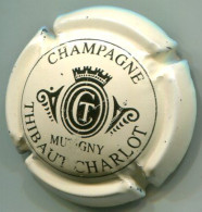 CAPSULE-CHAMPAGNE THIBAUT-CHARLOT N°08c Crème & Noir - Altri & Non Classificati