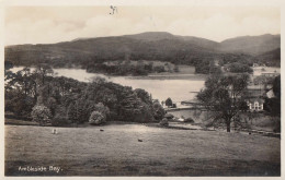 H37.  Vintage Postcard.  Ambleside Bay, Lake District. - Ambleside