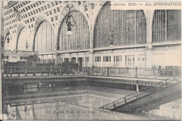 Janvier-février 1910 - Les INONDATIONS - Le Grand Hall De La Gare D'Orsay Transformé En Piscine - Inondations