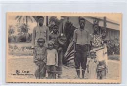 CONGO KINSHASA - Deux Familles Chrétiennes Indigènes - Ed. Missiën Van Scheut  - Congo Belge