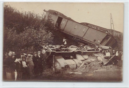 Solre-sur-Sambre (Hainaut) Accident De Train Du Rapide Paris Cologne Dans La Nuit Du 29 Au 30 Août 1906 - CARTE PHOTO - Altri & Non Classificati