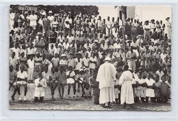 Gabon - Pères Du Saint-Esprit - LIBREVILLE - Distribution De La Sainte-Communion - Ed. S. Boanich 3171 - Gabón