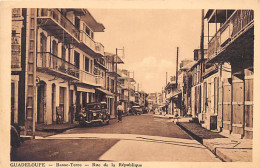 Guadeloupe - BASSE-TERRE - Rue De La République - Ed. Catan  - Basse Terre