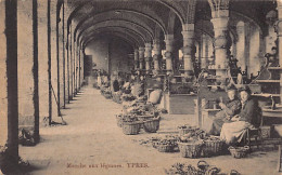 IEPER (W. Vl.) Groentenmarkt - Marché Aux Légumes - Uitg. J. Versailles  - Ieper