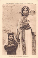 Palestine - RAMALLAH - Woman And Her Children - Publ. Sisters Of Saint Joseph Of The Apparition - Palestina