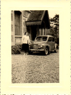 Photographie Photo Vintage Snapshot Amateur Automobile Voiture 4 Chevaux - Automobili
