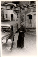 Photographie Photo Vintage Snapshot Amateur Automobile Voiture Auto Militaire - Automobili