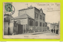 27 VERNON Ecole Des Garçons Blanchisserie LEDOYEN En 1907 Militaire Agent De Police Affiches PUB Chocolat Menier - Vernon