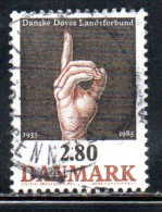 DANEMARK DANMARK DENMARK DANIMARCA 1985 DANISH ASSOCIATION FOR THE DEAF HAND SIGNING D 2.80k USED USATO OBLITERE' - Used Stamps