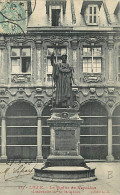 59 - Lille - La Statue De Napoléon - Intérieur De La Bourse - CPA - Voir Scans Recto-Verso - Lille