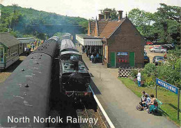 Trains - Gares Avec Trains - Royaume Uni - Weybourne Station - North Norfolk Railway - Automobiles - CPM - UK - Voir Sca - Stazioni Con Treni