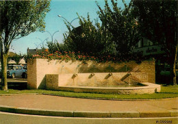 80 - Doullens - La Fontaine - Fleurs - Automobiles - Carte Neuve - CPM - Voir Scans Recto-Verso - Doullens