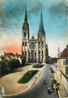 28 - Chartres - Cathédrale Notre Dame - CPM - Etat Coups Visibles - Voir Scans Recto-Verso - Chartres