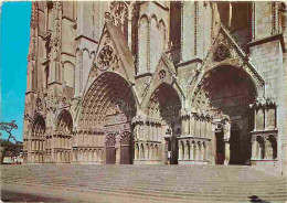 18 - Bourges - La Cathédrale Saint Etienne - Les Cinq Portails - Carte Neuve - CPM - Voir Scans Recto-Verso - Bourges