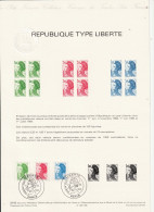 FRANCE    Document "Collection Historique Du Timbre Poste"   Liberté De Delacroix     N° Y&T  2375 à 2377 - Postdokumente