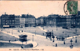 59 - Nord -  LILLE   - La Place De La République - Lille