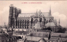 51 - Marne -  REIMS -  La Cathedrale En Travaux - échafaudages - Reims