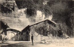 AUBETERRE Sur Dronne - Entrée De L' Eglise Monolithe St Jean . - Autres & Non Classés