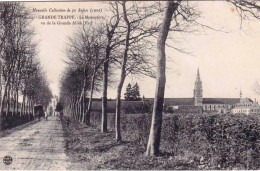 61 - Orne -  LA GRANDE TRAPPE  ( Soligny-la-Trappe )  Le Monastere Vu De La Grande Allée - Other & Unclassified