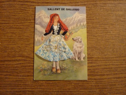 Carte Brodée "Sallent De Gallego" - Jeune Femme Costume Brodé/Tissu- 10,5x15cm Env. - Ricamate