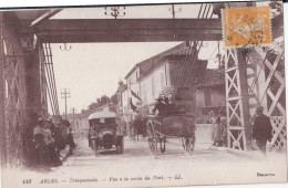 13 - ARLES -    Vue à La Sortie Du Pont   91 - Arles