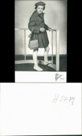 Atelierfoto - Mädchen, Zeitgeschichte Tshechien 1965 Privatfoto - Abbildungen
