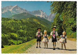 Postal Austria. Niños Con Traje Típico. 7-aus37 - Autres & Non Classés