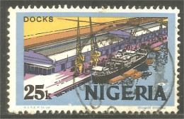 XW01-0967 Nigeria Bateau Ship Cargo Schiffe Grue Crane Docks Port Harbour - Ships