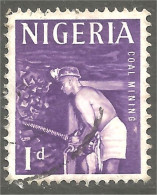 XW01-0749 Nigeria Coal Miner Mineur Charbon Kohl Carbone Mine Mining  - Mineralen