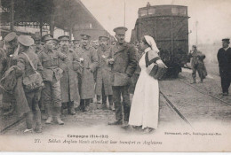 MILITARIA - GUERRE 1914 1915 -  Soldats Anglais Blesses Attendant Leur Transfert En Angleterre   96 - War 1914-18