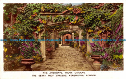 R098709 The Archways. Tudor Gardens. The Derry Roof Gardens. Kensington. London. - Autres & Non Classés