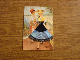 Carte Brodée "Côte D'Azur" - Jeune Couple - Jeune Femme Costume Brodé/Tissu- 10,5x15cm Env. - Bestickt