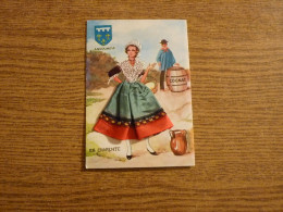 Carte Brodée "en Charente - Angoumois"  - Jeune Femme Costume Brodé/Tissu- 10,5x15cm Env. - Bestickt