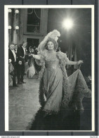 USA Post Card Dame Joan Sutherland Opera Singer, Unused - Oper