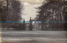 R099263 Norwich Gates Entrance. Sandringham. 411 - World