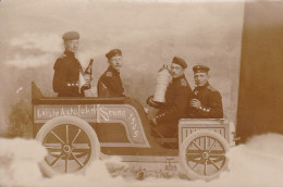 AK Foto Deutscher Soldaten In Auto - Letzte Autofahrt Senne 1909 - Humor (69595) - Guerre 1914-18