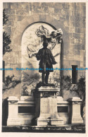 R099477 Lusanne. Monument Du Major Davel. Societe Graphique Neuchatel - Monde