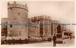R099492 Castle Hill. Windsor Castle. RP - Monde