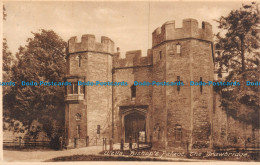 R099494 Wells. Bishops Palace. The Drawbridge. T. W. Phillips. No. 55158. Friths - Monde