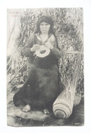 USA ~  Pomo Basket  Weaver ~~  Femme Indienne  Tissage Panier Osier - Précurseur 1908 - America