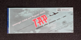 Billet D' Avion 1969 TAP Air Portugal Publicité Sacor Essence Pétrol Plane Ticket Pub Fuel Gasoline Petroleum - Europe