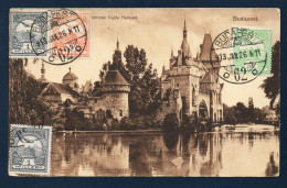 Hongrie. Budapest. Château Vajda Hunyad Au Bord De L'étang Du Parc Municipal. 1913. - Hungría