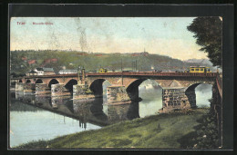 AK Trier, Moselbrücke, Strassenbahn  - Strassenbahnen
