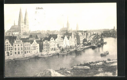 AK Lübeck, Flusspartie Gegen Kirche  - Luebeck