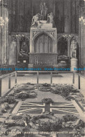 R100851 The Unknown Warriors Grave. Westminster Abbey. The London Stereoscopic C - Other & Unclassified