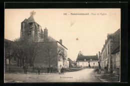 CPA Saint-Léonard, Place De L`Eglise  - Andere & Zonder Classificatie