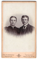 Fotografie Chr. Schwennesen, Tondern, Wester-Str. 96, Junges Paar In Eleganter Kleidung  - Anonymous Persons