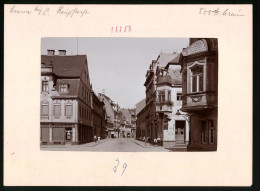 Fotografie Brück & Sohn Meissen, Ansicht Borna Bei Leipzig, Blick In Die Reichsstrasse Mit Löwen Apotheke, Geschäfte  - Lugares